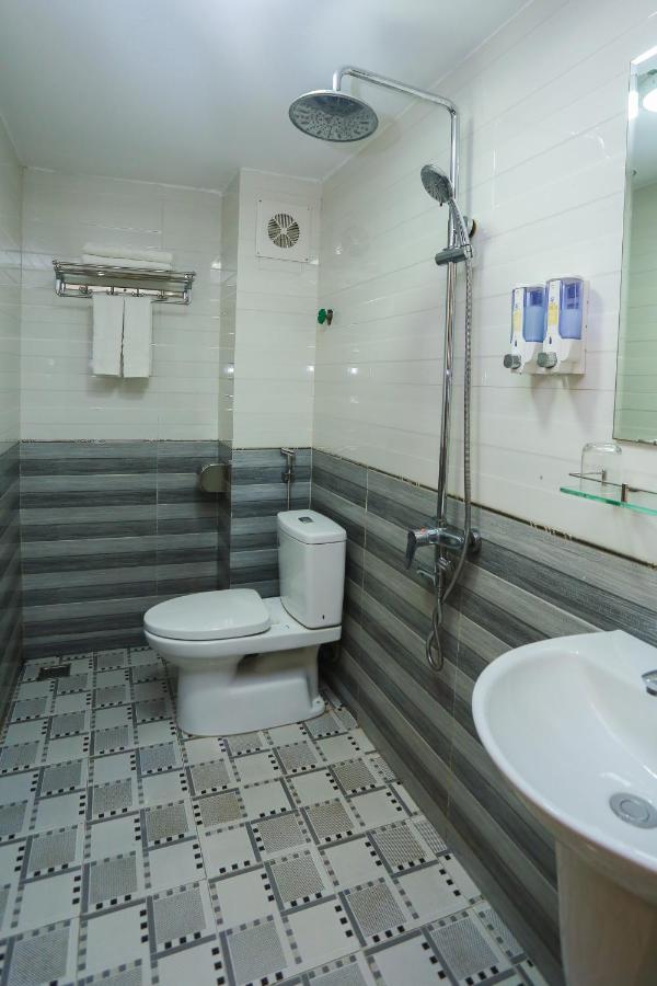 Hotel Sunny Hg Ха Лонг Екстериор снимка