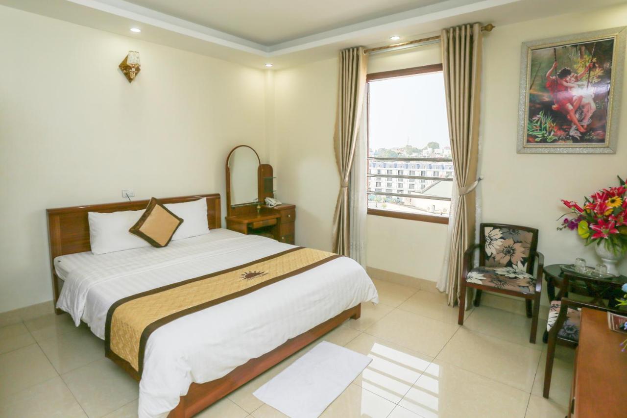 Hotel Sunny Hg Ха Лонг Екстериор снимка